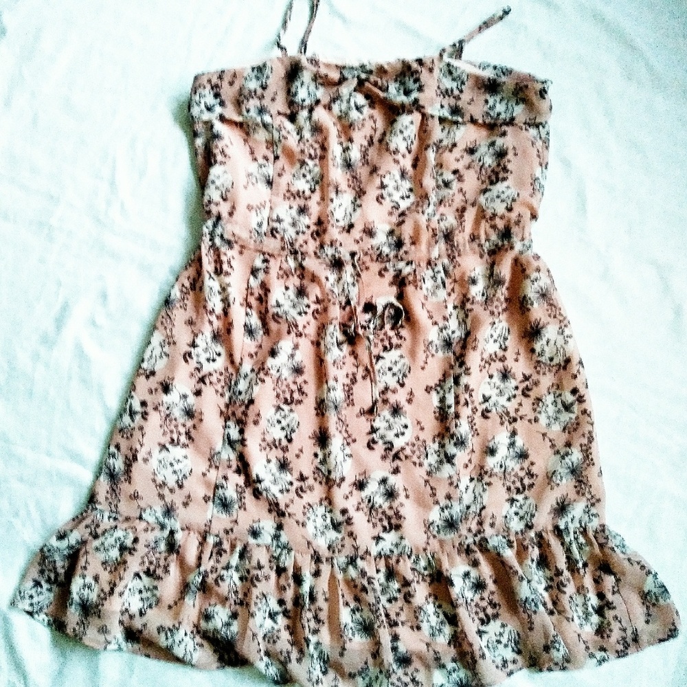 Forever 21 Blush pink Floral Dress